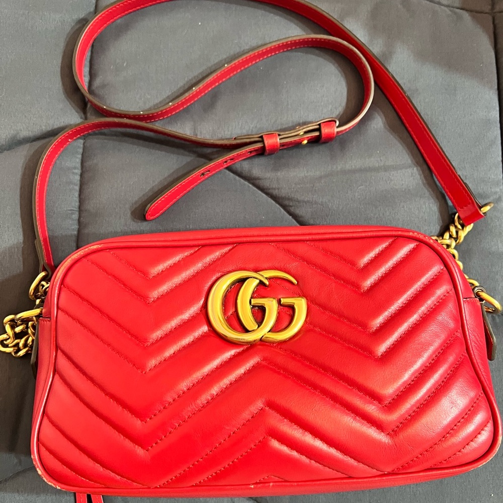 Gucci GG Marmont Small Crossbody Bag